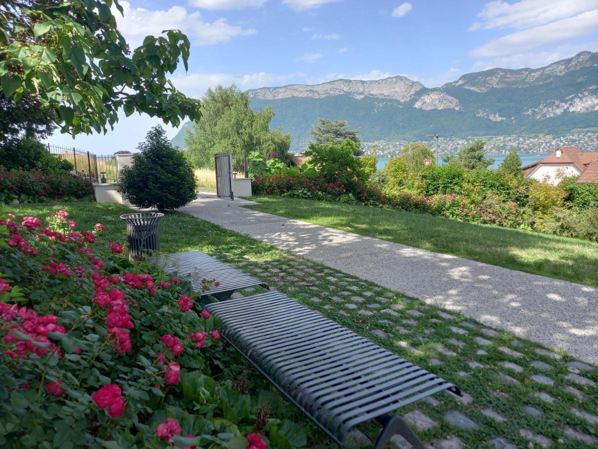 100M Lac Et Piste Cyclable Avec Parking Gratuit Apartment Sévrier Exterior photo